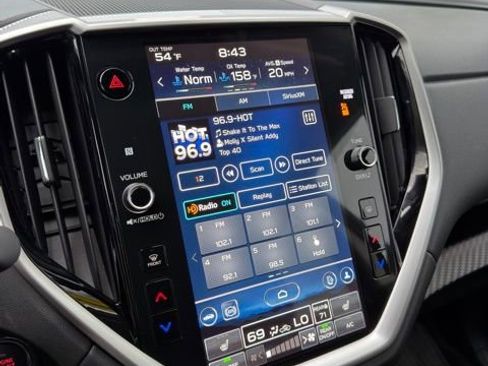 Used 2025 Subaru Ascent Premium image 11