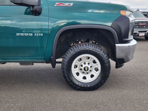 Used 2020 Chevrolet Silverado 3500 LT w/ Z71 Off-Road Package image 8