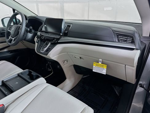 New 2026 Honda Odyssey EX-L image 28
