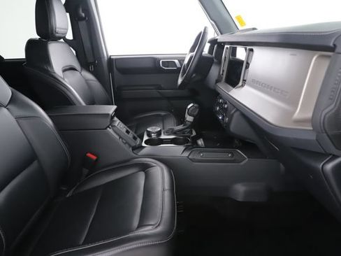 Used 2025 Ford Bronco Outer Banks AWD/4WD image 31