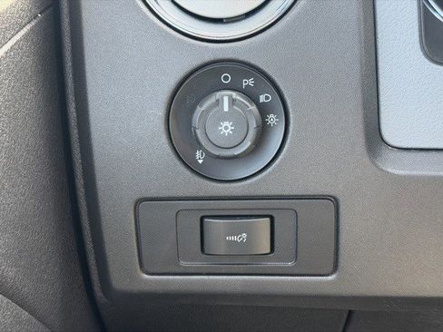 Used 2013 Ford F150 XLT w/ Luxury Equipment Group image 29