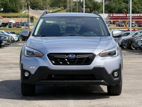 Used 2023 Subaru Crosstrek 2.5i Limited AWD/4WD image 3