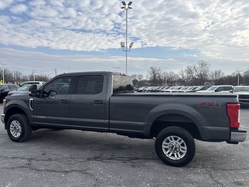 Used 2017 Ford F350 XLT w/ XLT Value Package image 8