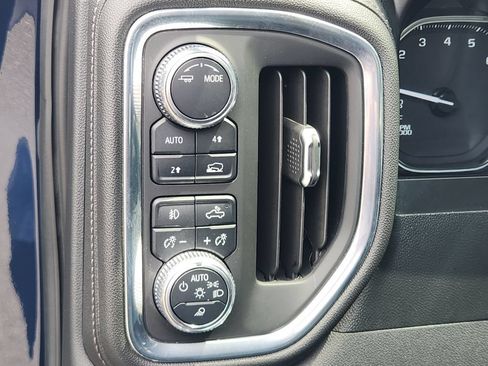Used 2021 GMC Sierra 1500 SLT w/ SLT Premium Plus Package AWD/4WD image 19