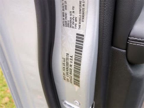 New 2025 Jeep Grand Cherokee L Limited w/ Black Appearance Package image 37