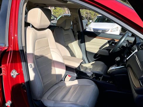 Used 2017 Honda CR-V Touring image 8