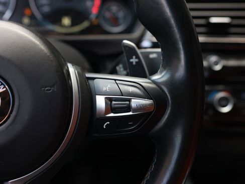 Used 2020 BMW M4 Coupe w/ M Driver's Package image 33