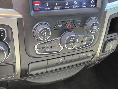 Used 2019 RAM 1500 Big Horn RWD image 12