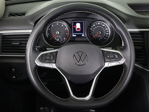 Used 2021 Volkswagen Atlas SE w/ Panoramic Sunroof Package image 44