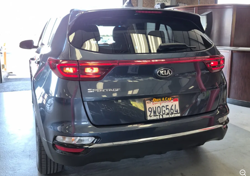 Used 2021 Kia Sportage LX AWD/4WD image 3