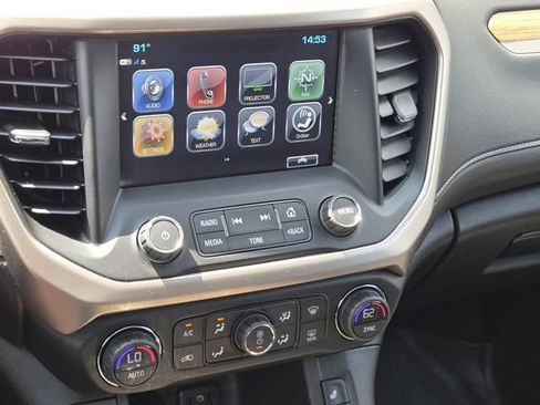 Used 2018 GMC Acadia Denali w/ Technology Package AWD/4WD image 32