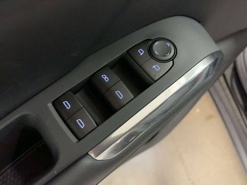 New 2026 Chevrolet Traverse LT w/ Sun and Wheel Package image 12