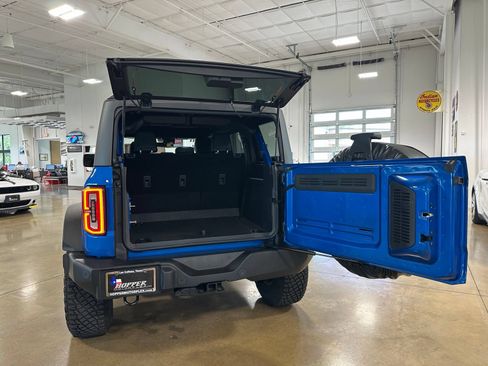 Used 2022 Ford Bronco Outer Banks w/ Sasquatch Package AWD/4WD image 42