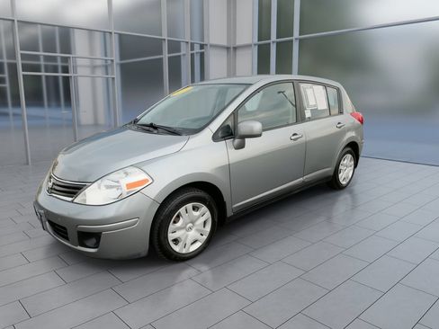 Used 2011 Nissan Versa 1.8 S w/ PWR Plus Pkg FWD image 4