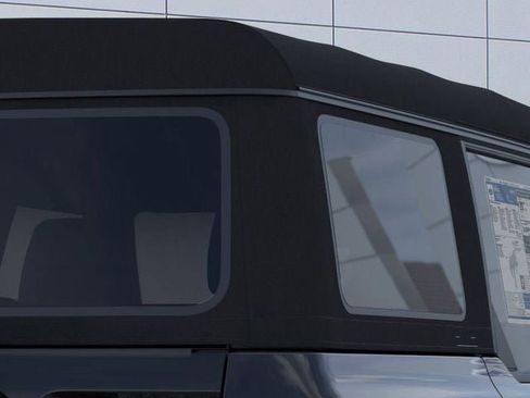 New 2025 Ford Bronco Base image 25