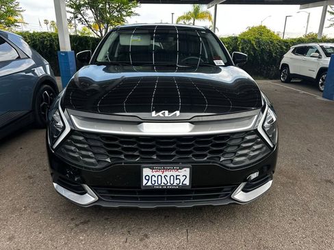 Used 2023 Kia Sportage LX FWD image 3