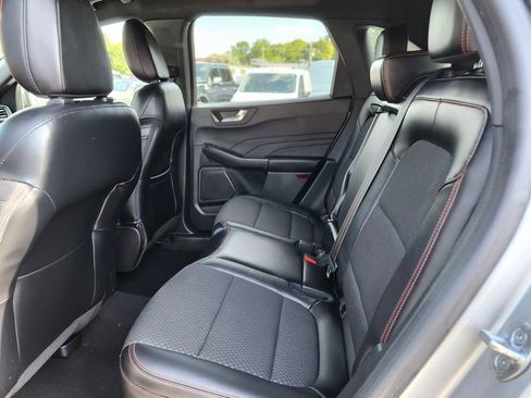 Used 2023 Ford Escape ST-Line Select AWD/4WD image 16