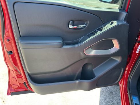 New 2026 Nissan Frontier SV w/ SV Convenience Package RWD image 18