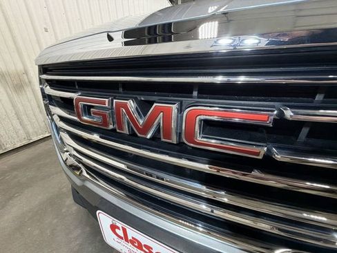 Used 2023 GMC Terrain SLT w/ Infotainment Package II FWD image 34