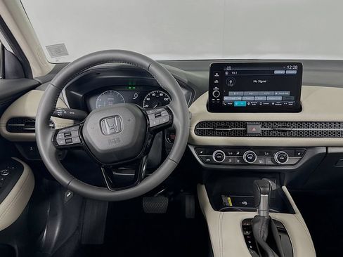 Certified 2024 Honda HR-V EX-L image 11