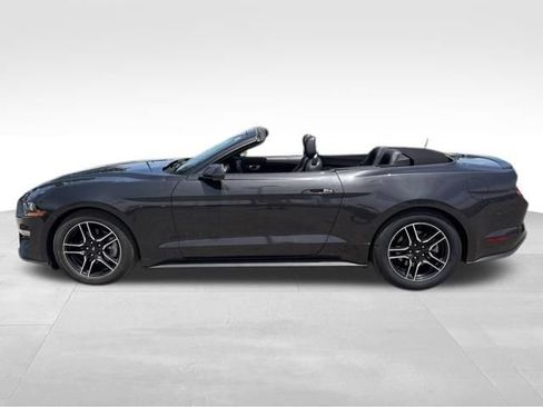Used 2022 Ford Mustang Premium RWD image 13
