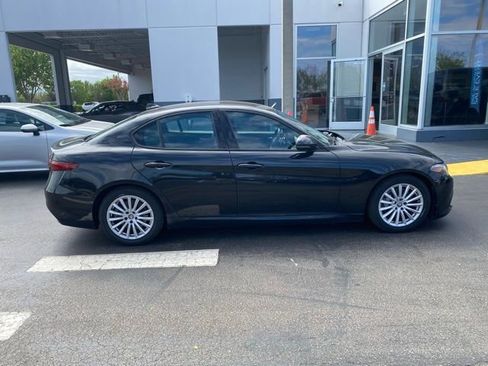 Used 2022 Alfa Romeo Giulia Sprint image 11