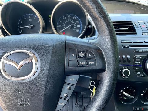 Used 2013 MAZDA MAZDA3 i Sport FWD image 23