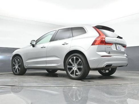 Used 2019 Volvo XC60 T5 Inscription w/ Protection Package Premier AWD/4WD image 16