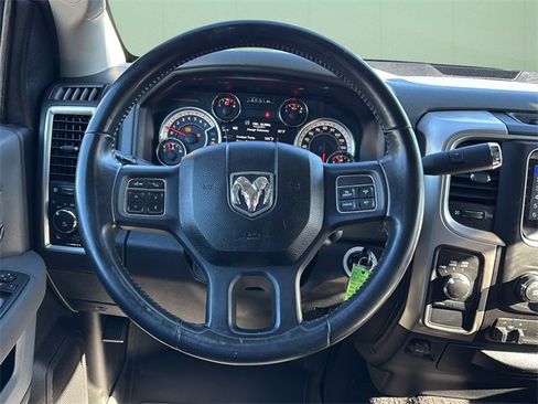 Used 2018 RAM 3500 SLT w/ Luxury Group image 25