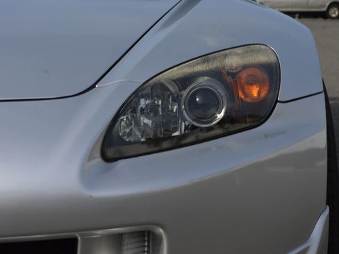 Used 2005 Honda S2000 Convertible 2D image 15