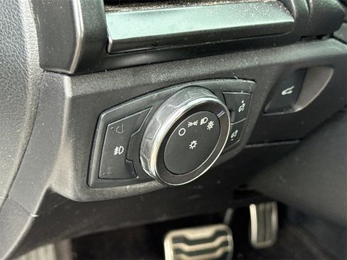 Used 2017 Ford Fusion Titanium image 10