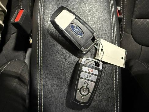 Used 2024 Ford Escape Active AWD/4WD image 10