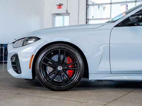 Used 2023 BMW M440i Coupe w/ Premium Package image 9