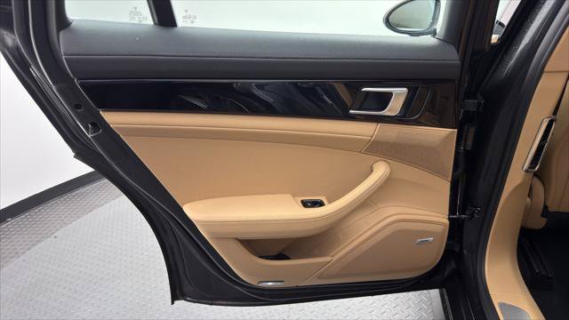 Used 2019 Porsche Panamera 4 AWD/4WD image 16