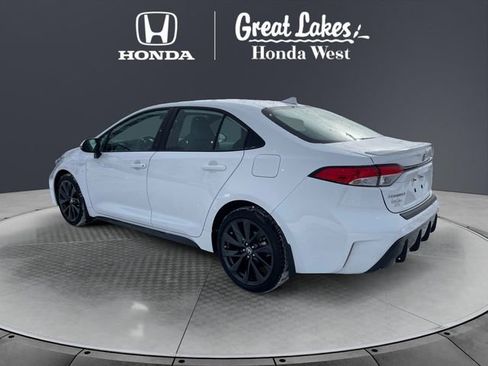 Used 2023 Toyota Corolla SE w/ Carpet Mat Package (TMS) image 3