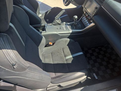 Used 2023 Toyota GR86 Premium RWD image 18