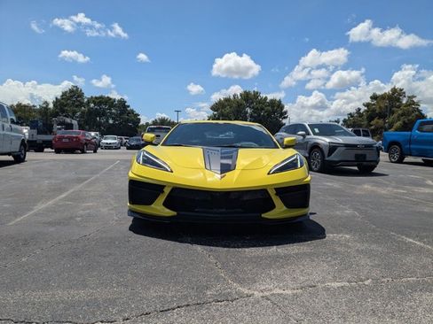 Used 2021 Chevrolet Corvette Stingray Preferred Cpe w/ Engine Appearance Package RWD image 2