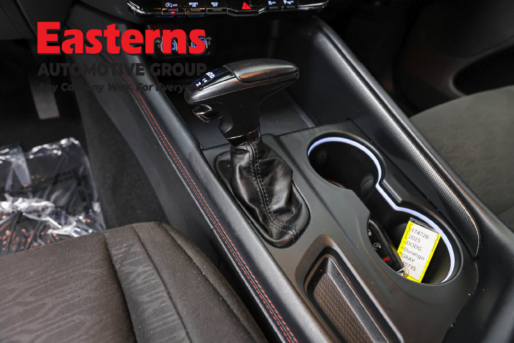 Used 2025 Dodge Durango GT RWD image 15