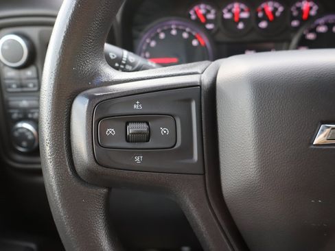 Used 2021 Chevrolet Silverado 1500 Custom Trail Boss w/ LPO, Dark Essentials Package image 7