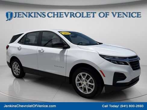Used 2024 Chevrolet Equinox LS FWD image 1