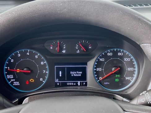 Used 2023 Chevrolet Equinox LS FWD image 12