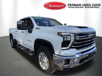 Used 2025 Chevrolet Silverado 2500 LTZ w/ LTZ Premium Package video 1