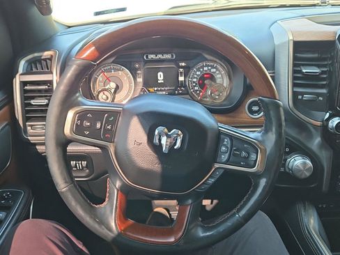 Used 2019 RAM 1500 Limited AWD/4WD image 18