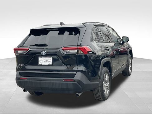 Used 2024 Toyota RAV4 LE AWD/4WD image 4