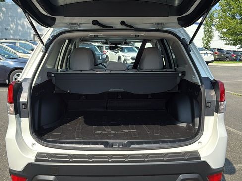Certified 2024 Subaru Forester Premium AWD/4WD image 27