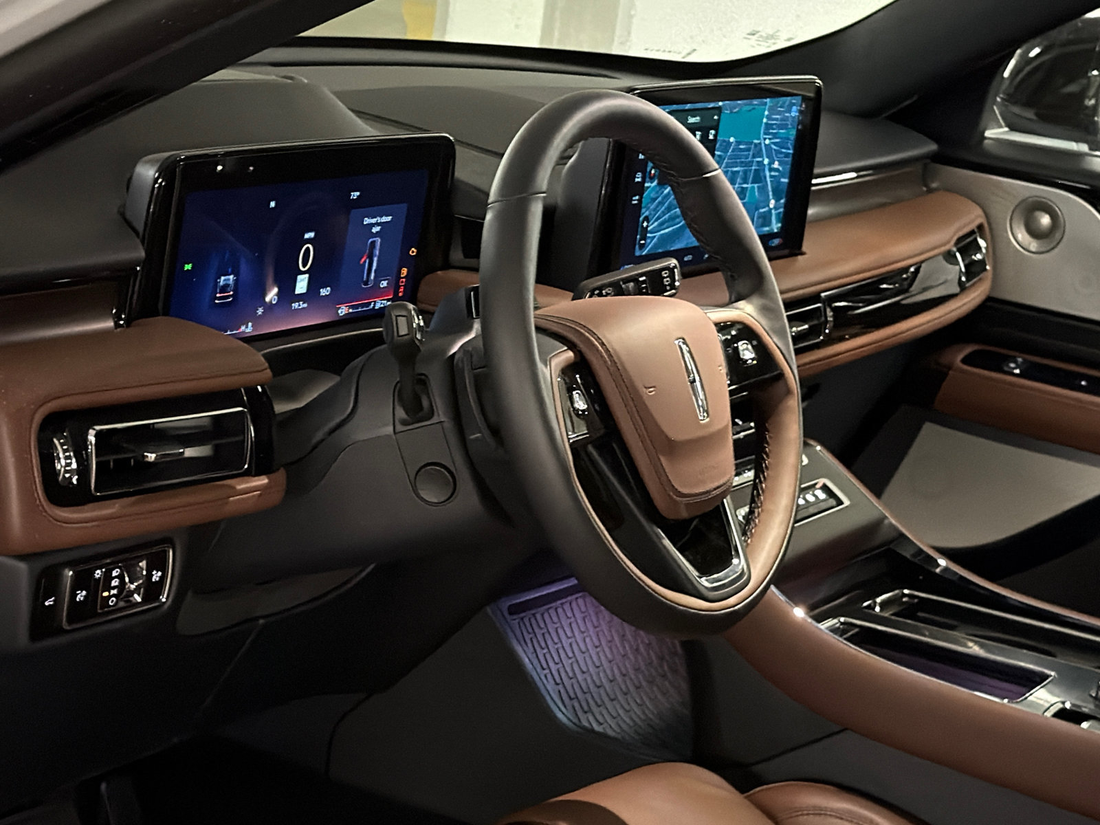 New 2027 Lincoln Aviator Reserve AWD/4WD image 15