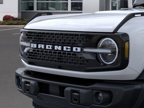 New 2025 Ford Bronco Badlands AWD/4WD image 19