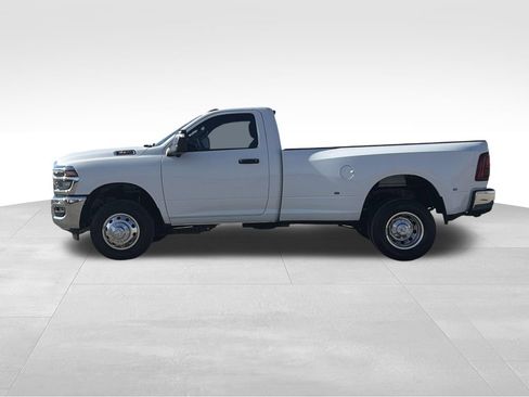Used 2026 RAM 3500 Big Horn AWD/4WD image 27