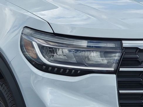 Certified 2026 Ford Explorer Active w/ Active Comfort Package image 16