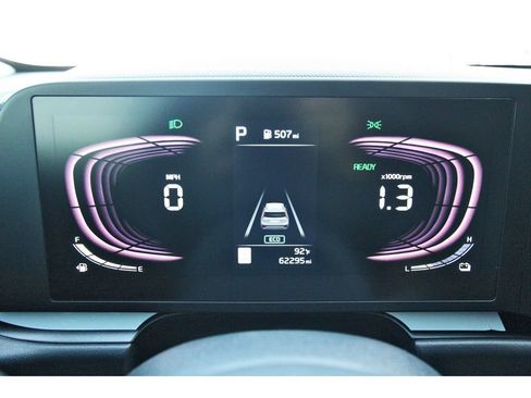 Used 2023 Kia Niro LX FWD image 13
